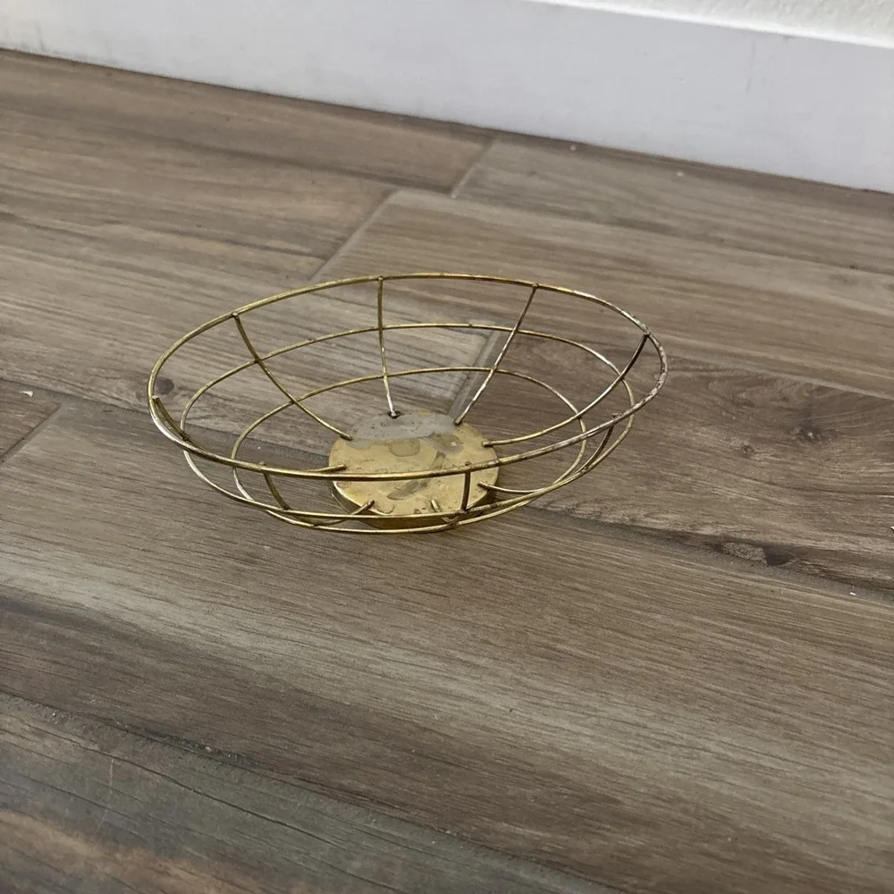 Vintage‎ Gold Tone Basket Brass Colored 8